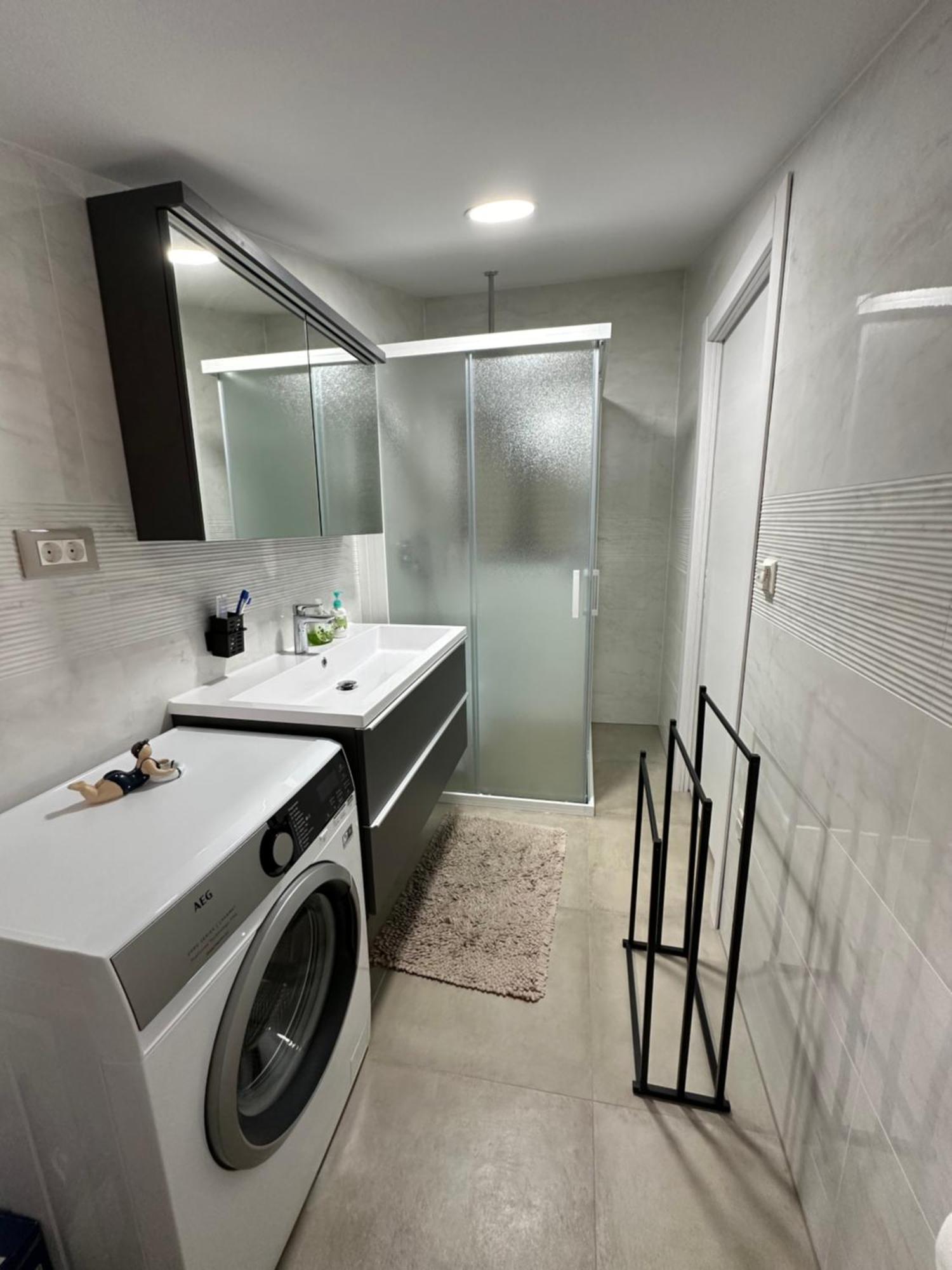 Bee House Suite - Brand New Apartment 100 M From Sea Kaštela Extérieur photo