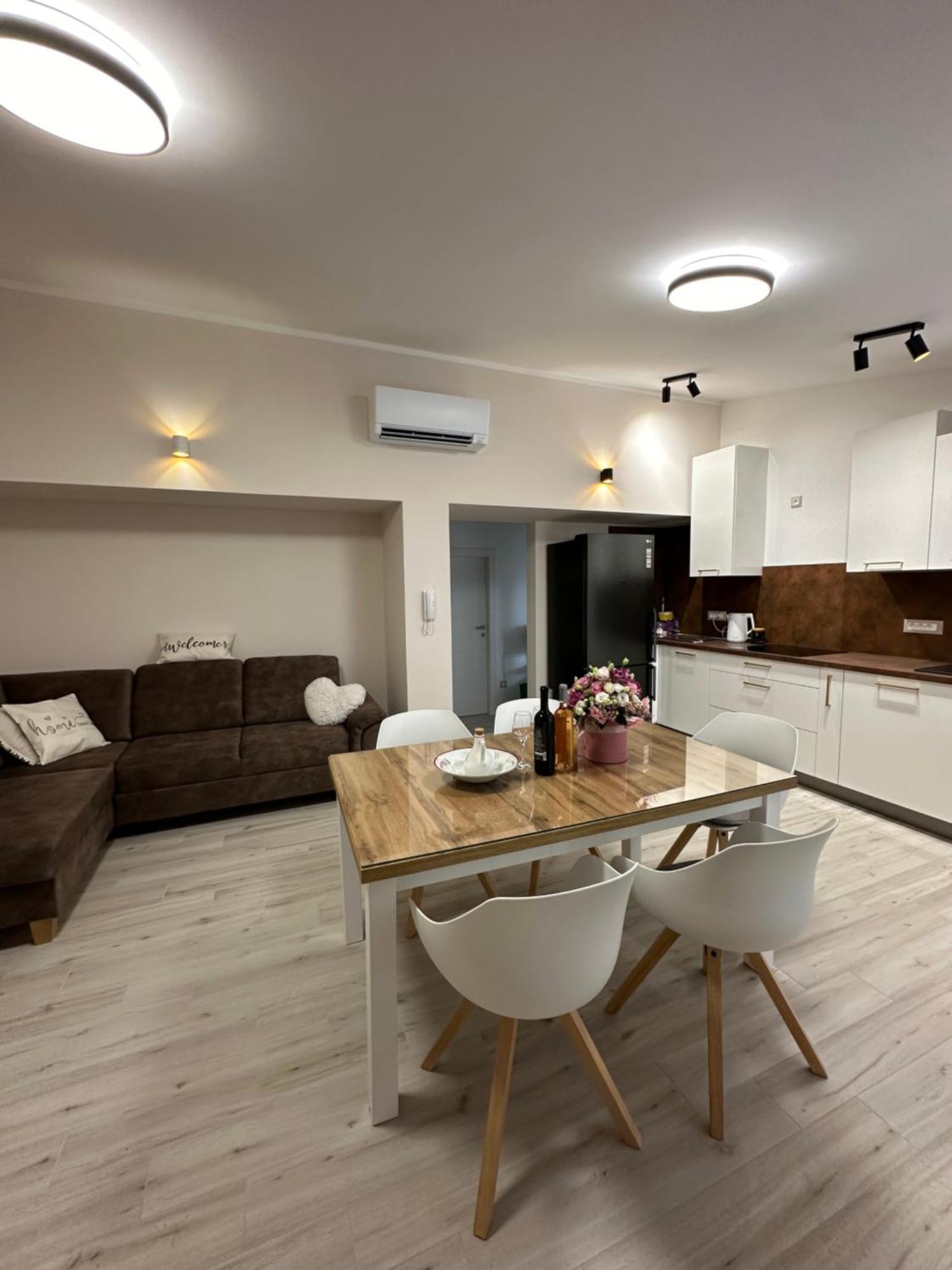 Bee House Suite - Brand New Apartment 100 M From Sea Kaštela Extérieur photo
